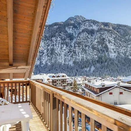 Eurochalet Apartment Campitello di Fassa